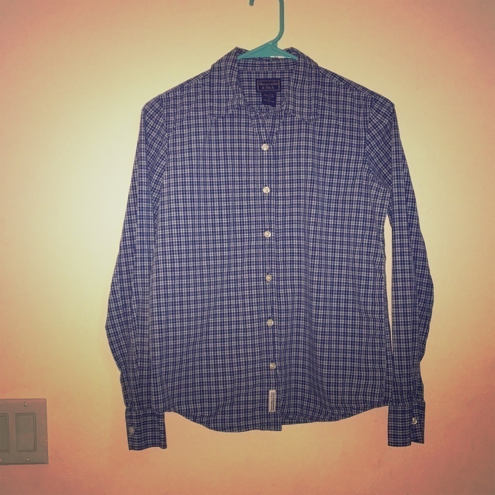 EUC Women’s small Abercrombie Button down‎